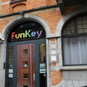 Hotel Funkey, Schaerbeek